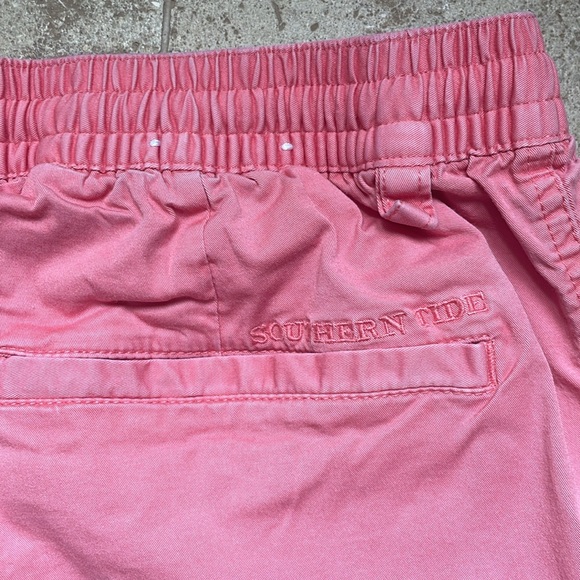 Southern Tide Shorts Size Small Coral Color - Picture 3 of 4